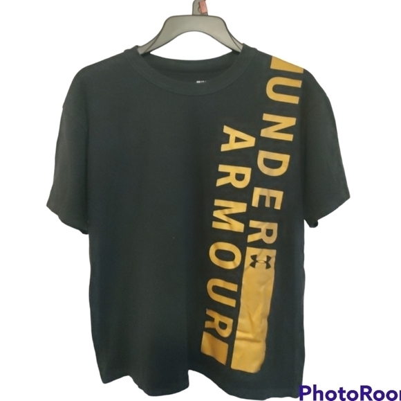 Under Armour Other - Under Armour the girlfriend tee black with gold print Tshirt men small